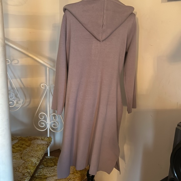 NWOT BAILEY LG LONG SWEATER - Picture 4 of 9